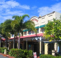 Macrossan House Boutique Holidays Apts - Tourism Cairns