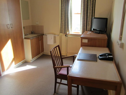 University House - ANU - Tourism Cairns 44