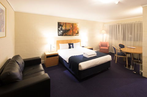 Ibis Styles Canberra - Tourism Cairns 3