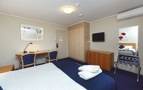 Ibis Styles Canberra - Tourism Cairns 38