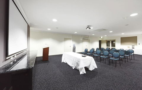 Ibis Styles Canberra - Tourism Cairns 20