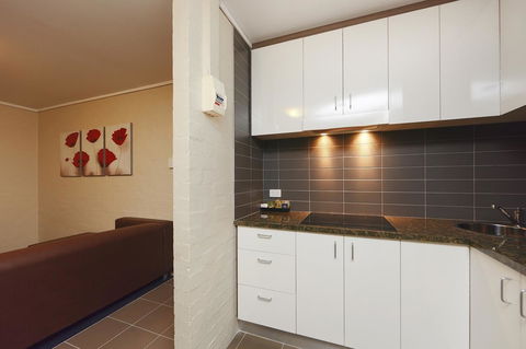 Ibis Styles Canberra - Tourism Cairns 12