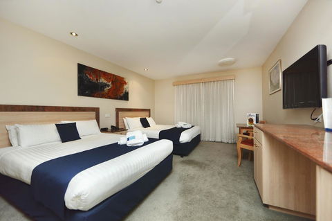 Ibis Styles Canberra - Tourism Cairns 37