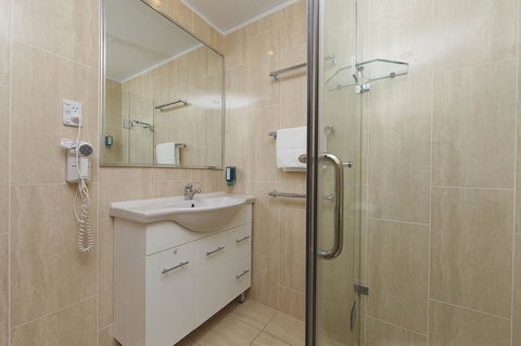 Ibis Styles Canberra - Tourism Cairns 11
