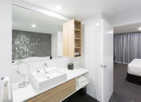 Avenue Hotel Canberra - Tourism Cairns 11