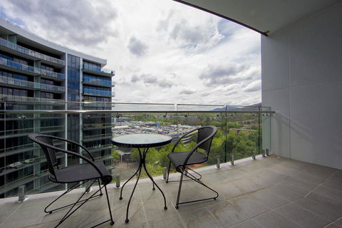 Manhattan 303 Canberra City ACT - Tourism Cairns 17