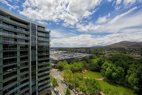 Manhattan 303 Canberra City ACT - Tourism Cairns 9