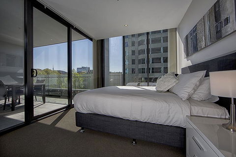 Manhattan 303 Canberra City ACT - Tourism Cairns 32