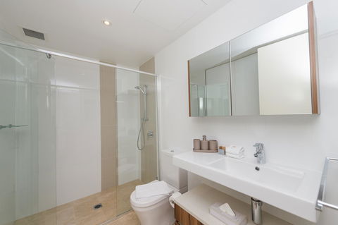 Manhattan 303 Canberra City ACT - Tourism Cairns 23