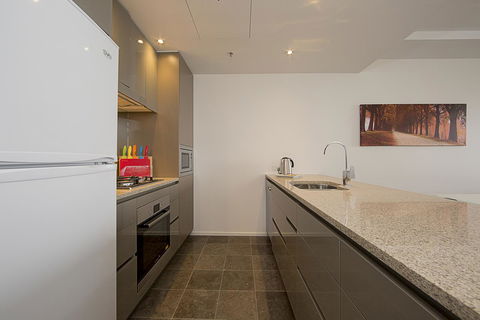 Manhattan 303 Canberra City ACT - Tourism Cairns 13