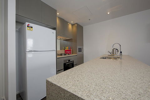 Manhattan 303 Canberra City ACT - Tourism Cairns 14