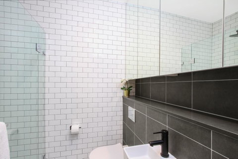 Accommodate Canberra - Parbery - Tourism Cairns 3