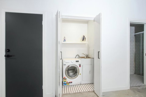 Accommodate Canberra - Parbery - Tourism Cairns 7