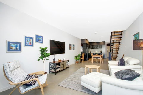 Accommodate Canberra - Parbery - Tourism Cairns 19