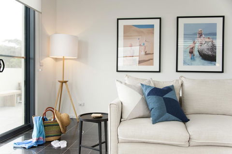 Mollymook Beachfront Penthouse 9 - Tourism Cairns 8