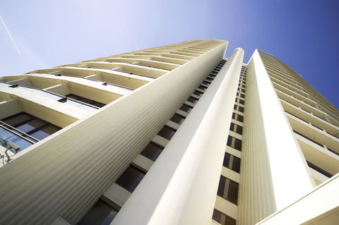 BreakFree Capital Tower Apartments - Tourism Cairns 5