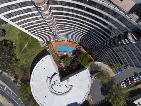 BreakFree Capital Tower Apartments - Tourism Cairns 2