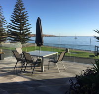 crystal blue apartment - Tourism Cairns