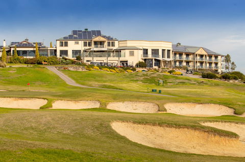 McCracken Country Club - Tourism Cairns 0