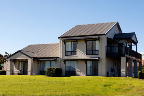 McCracken Country Club - Tourism Cairns 3