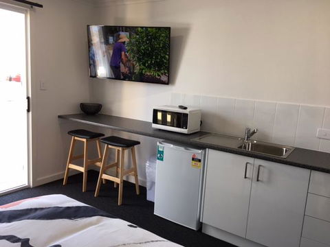 Port Lincoln Shark Apartment 1 - Tourism Cairns 11