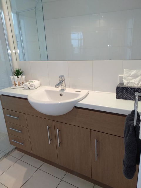 Wallaroo Marina Executive Apartments - Tourism Cairns 7