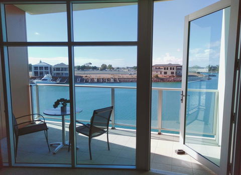 Wallaroo Marina Executive Apartments - Tourism Cairns 1