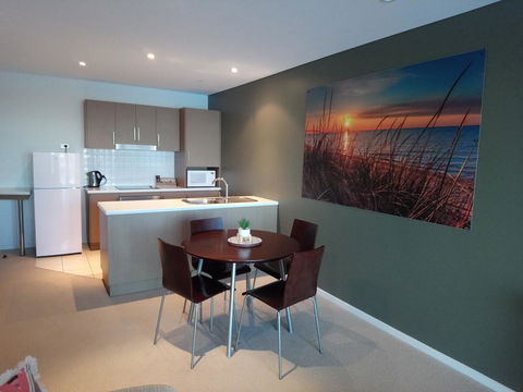 Wallaroo Marina Executive Apartments - Tourism Cairns 13