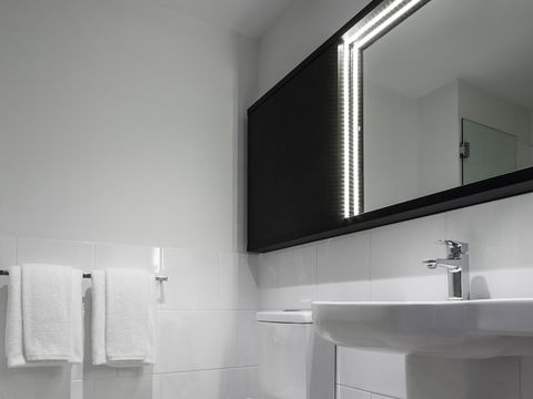 Ibis Adelaide - Tourism Cairns 10