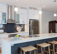 Boutique Getaway on Wright - Tourism Cairns