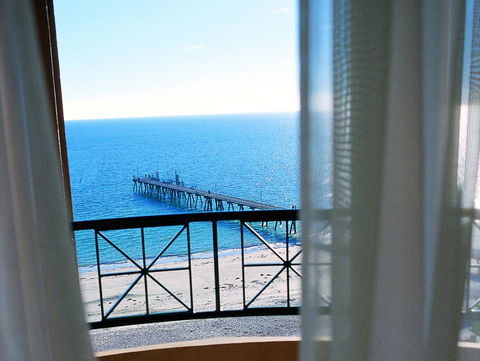 Stamford Grand Adelaide - Tourism Cairns 19