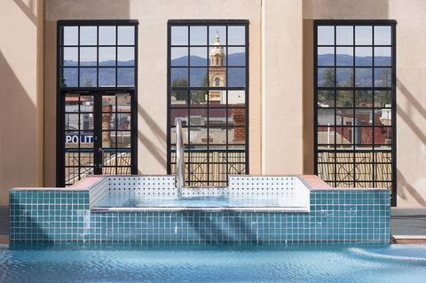 Stamford Grand Adelaide - Tourism Cairns 40