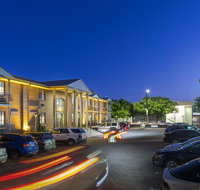 Adelaide Inn - Tourism Cairns