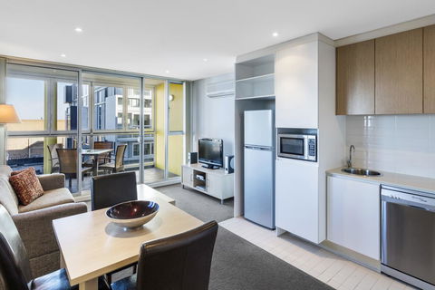 IStay Precinct Adelaide - Tourism Cairns 16