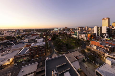 IStay Precinct Adelaide - Tourism Cairns 7