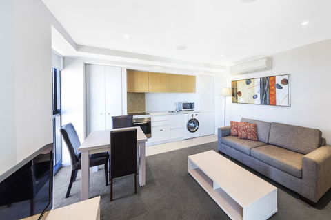 IStay Precinct Adelaide - Tourism Cairns 13