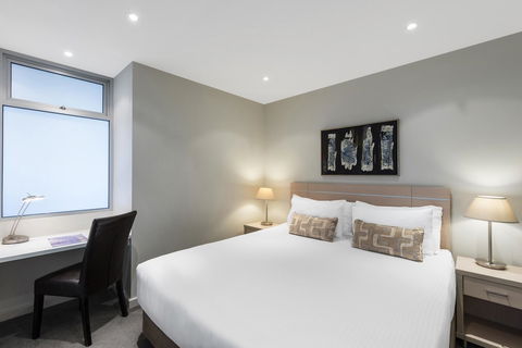 IStay Precinct Adelaide - Tourism Cairns 9