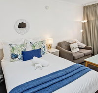 Glenelg Oasis Studios - Tourism Cairns