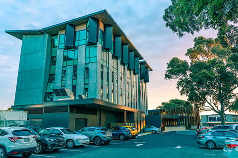 Marion Hotel - Tourism Cairns 1
