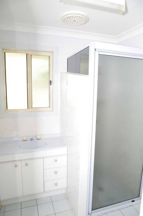 Bellhaven 1, 17 Willow Street - Tourism Cairns 5