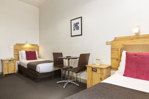 Adelaide Paringa - Tourism Cairns 11