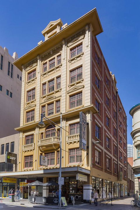 Adelaide Paringa - Tourism Cairns 0