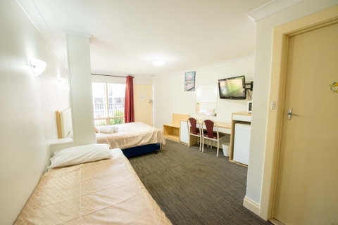 Jacksons Motor Inn - Tourism Cairns 23