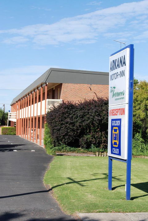 Arkana Motor Inn & Terrace Apartments - Tourism Cairns 41