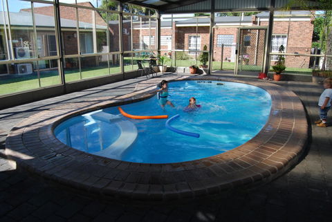 Arkana Motor Inn & Terrace Apartments - Tourism Cairns 2