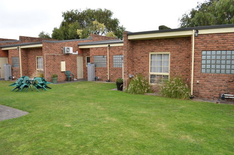 Arkana Motor Inn & Terrace Apartments - Tourism Cairns 18