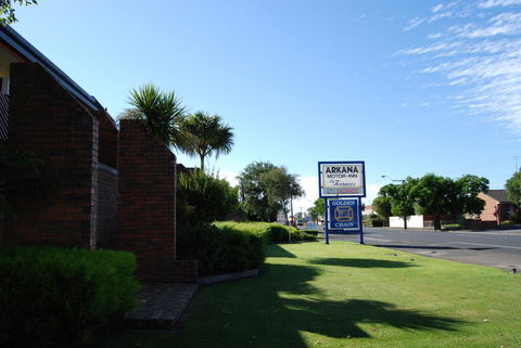 Arkana Motor Inn & Terrace Apartments - Tourism Cairns 43
