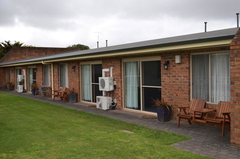 Arkana Motor Inn & Terrace Apartments - Tourism Cairns 15