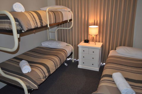 Arkana Motor Inn & Terrace Apartments - Tourism Cairns 10