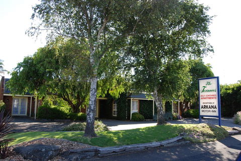 Arkana Motor Inn & Terrace Apartments - Tourism Cairns 22